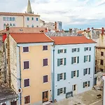 Chiara-center Of شقة *