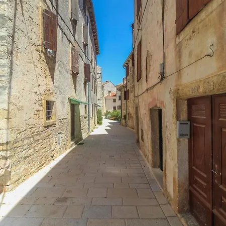 Chiara-center Of